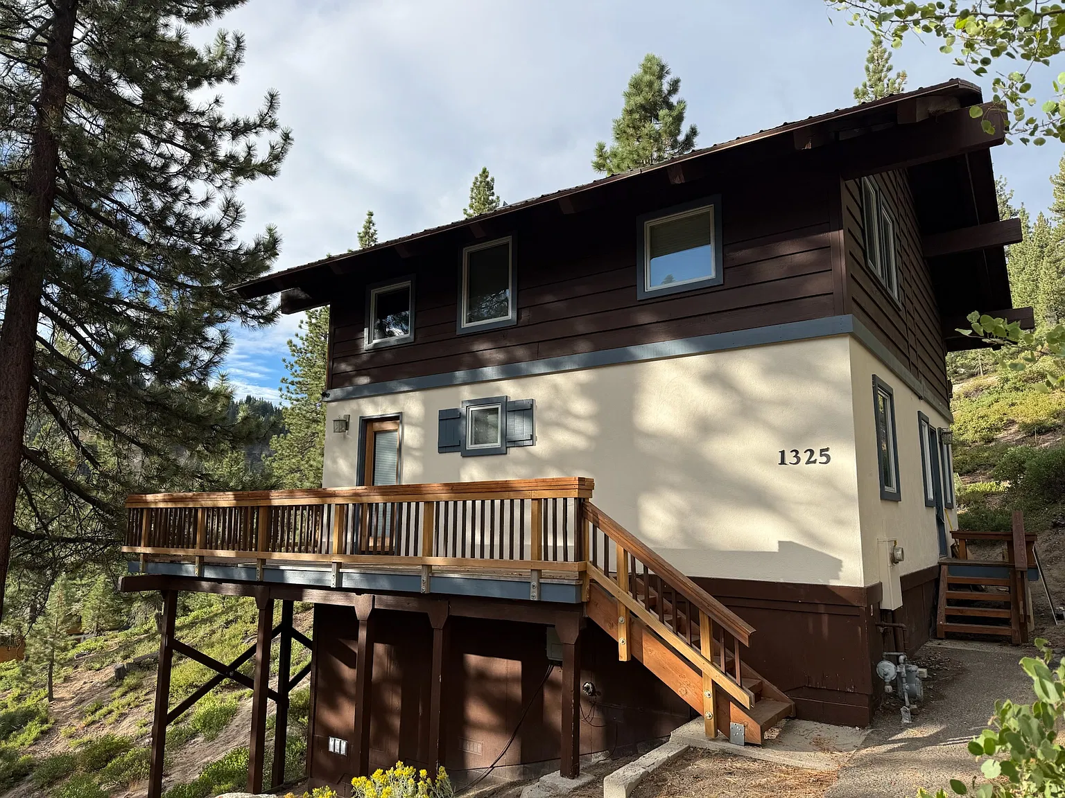 4 bed, 1252 sqft, $5,199 — Photo 1