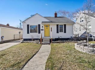28255 Waverly St, Roseville, MI