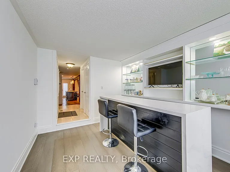1225 Hedgestone Cres — Photo 22