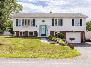 528 Regan Rd, Somerset, MA 02726