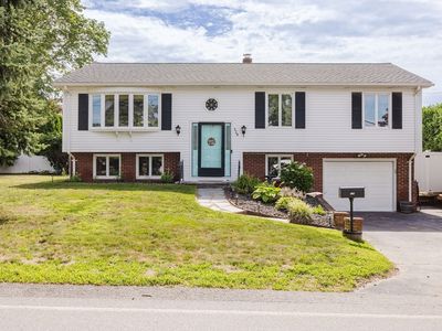 528 Regan Rd, Somerset, MA, 02726