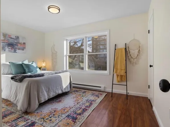 33 Home St #B, Beverly, MA 01915