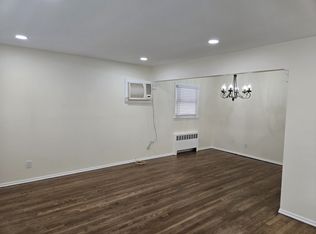 10419 210th St FLOOR 1, Queens Village, NY 11429