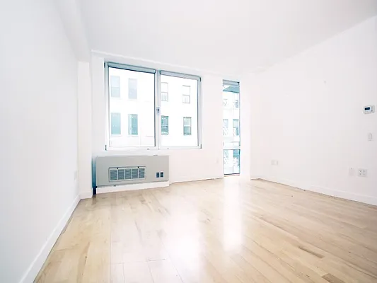 Rented by Sotheby's International Realty | media 23
