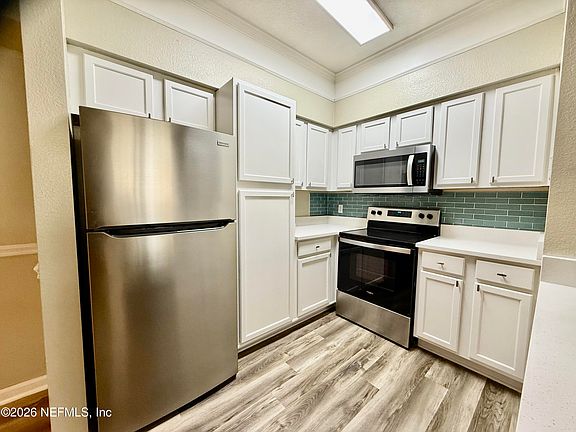 4th image of 8550 TOUCHTON Road #926