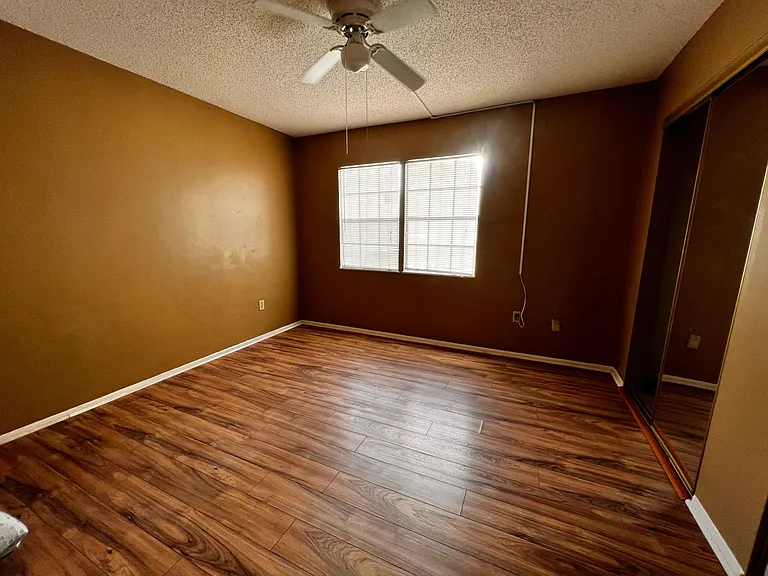 14410 Reuter Strasse Cir #215 — Photo 17