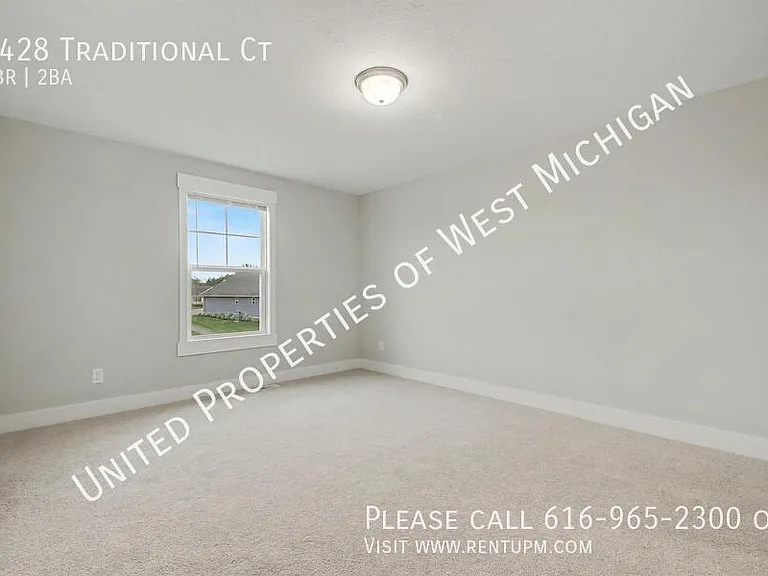 7428 Traditional Ct — Photo 11