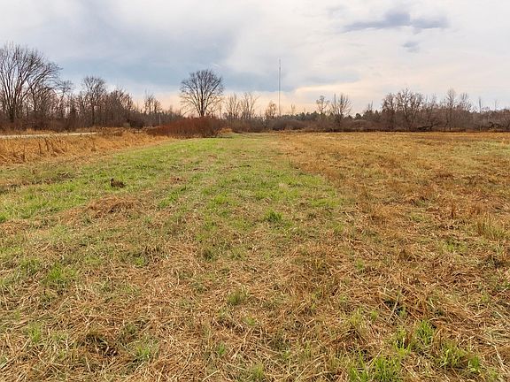 4th image of Roods Lake Rd
