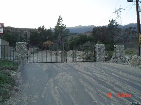 Lytle Creek Rd, Lytle Creek, CA 92358