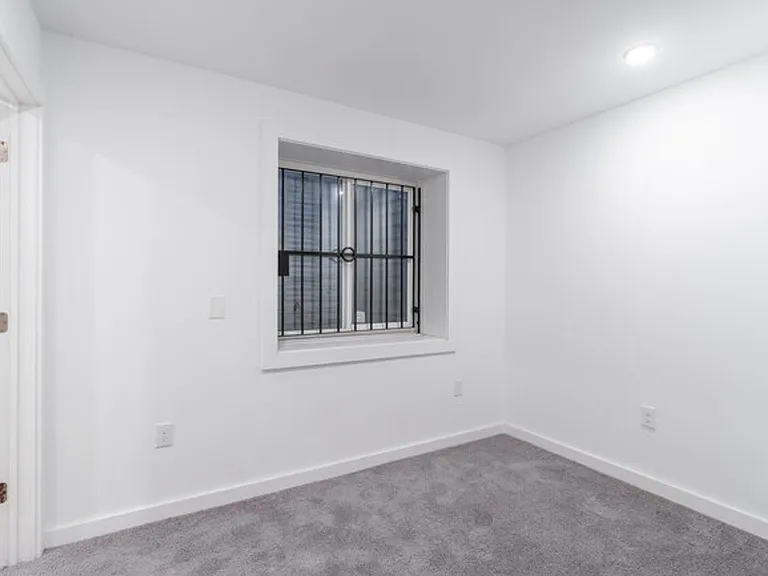 1254 N Carlisle St — Photo 2