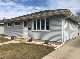 6606 S 19th St, Milwaukee, WI 53221
