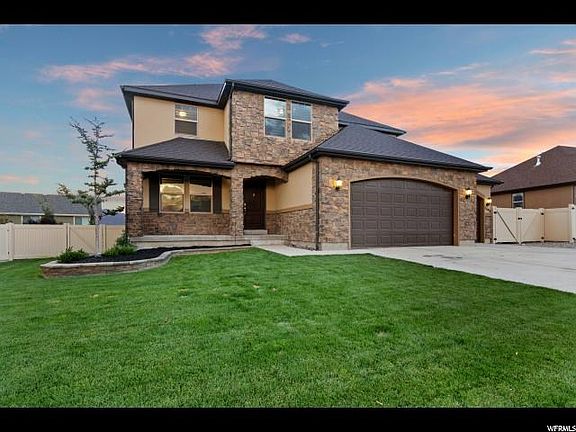 2nd image of 2692 S Stillwater Dr