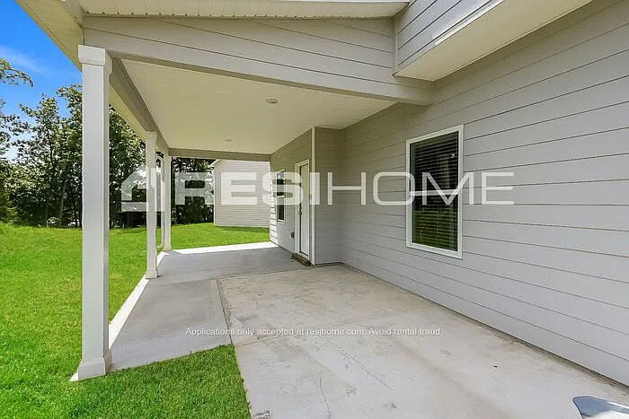 25 Winchester Ave — Photo 20