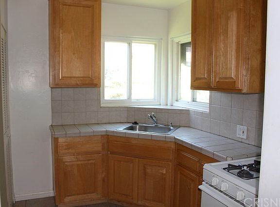 4th image of 13300 Valleyheart Dr N