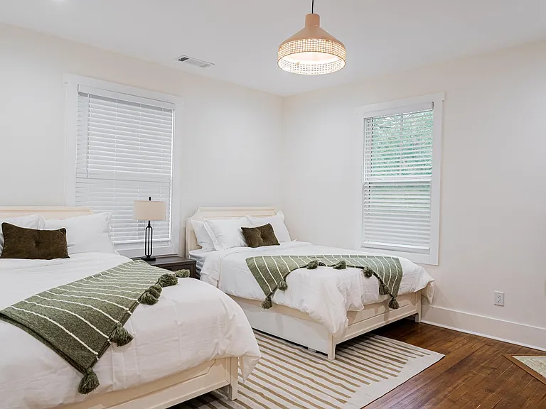 619 S Peachtree St — Photo 5