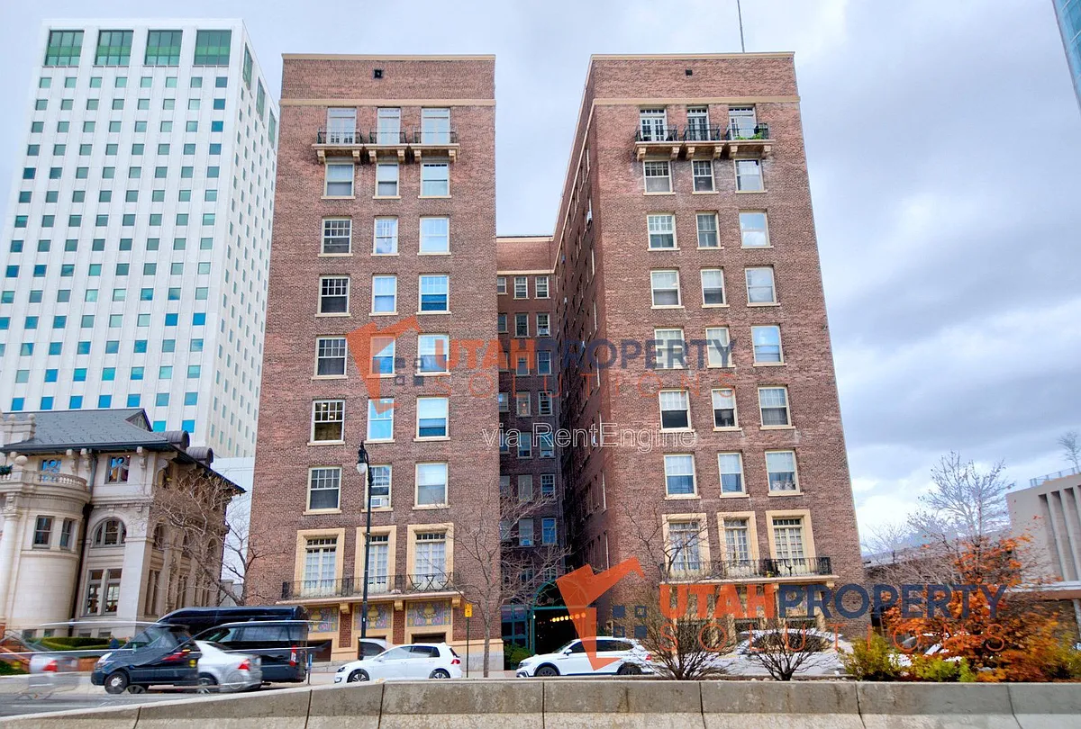 Building Photo - 29 S State St #313
