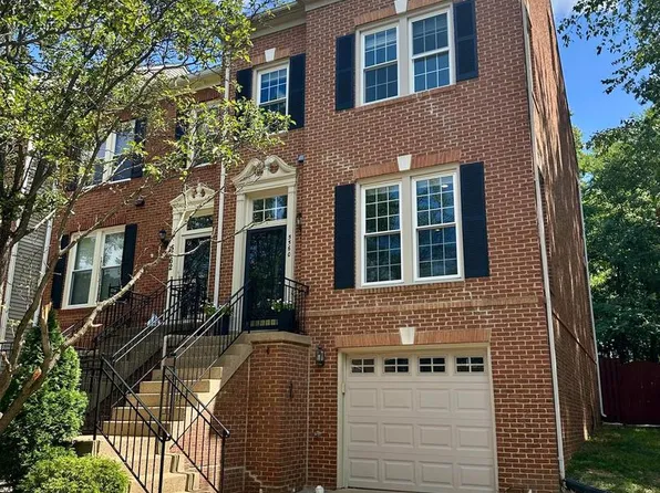 5560 Jowett Ct, Alexandria, VA 22315