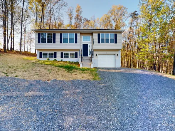 96 Tahoe Dr, Paw Paw, WV 25434