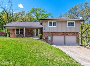 2112 Oakridge Dr, Jefferson City, MO 65109