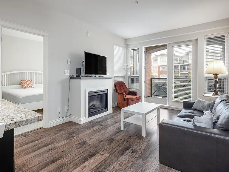 2970 King George Blvd #324 — Photo 8