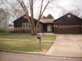 604 N Lyle Ave, Elgin, IL 60123