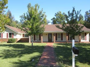 270 N Ridgeland Cir, Columbus, MS 39705