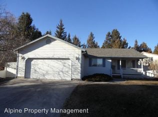 2671 NE Genet Ct, Bend, OR 97701