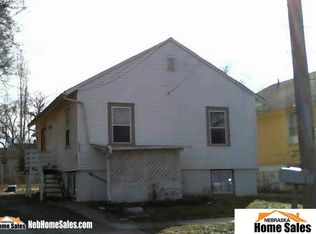2905 Apple St, Lincoln, NE 68503