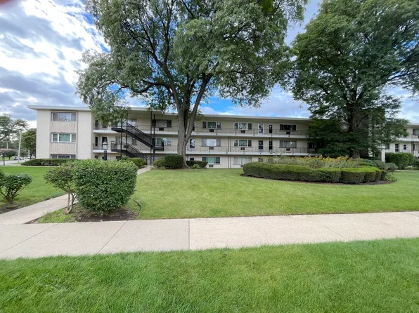 501 E Prospect Ave APT 2B, Mount Prospect, IL 60056