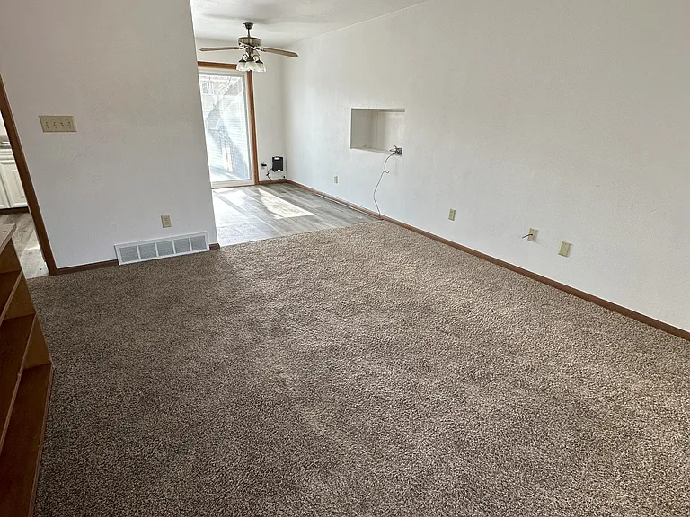 1510 Starview Dr — Photo 6