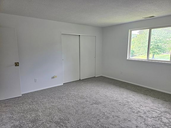 4th image of 1905 Cortland Dr #1905