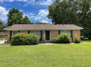 2111 Aberdeen Rd, Dothan, AL 36301