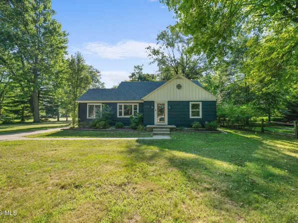 4725 Vineyard Rd, Toledo, OH 43623