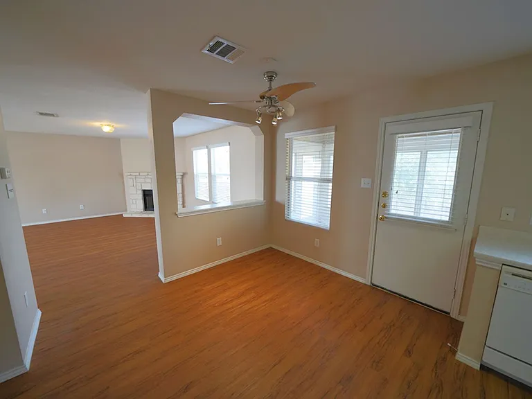 109 Willow Hl — Photo 13