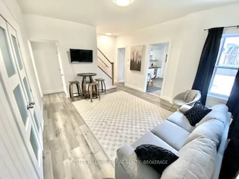 31 Everett St — Photo 12