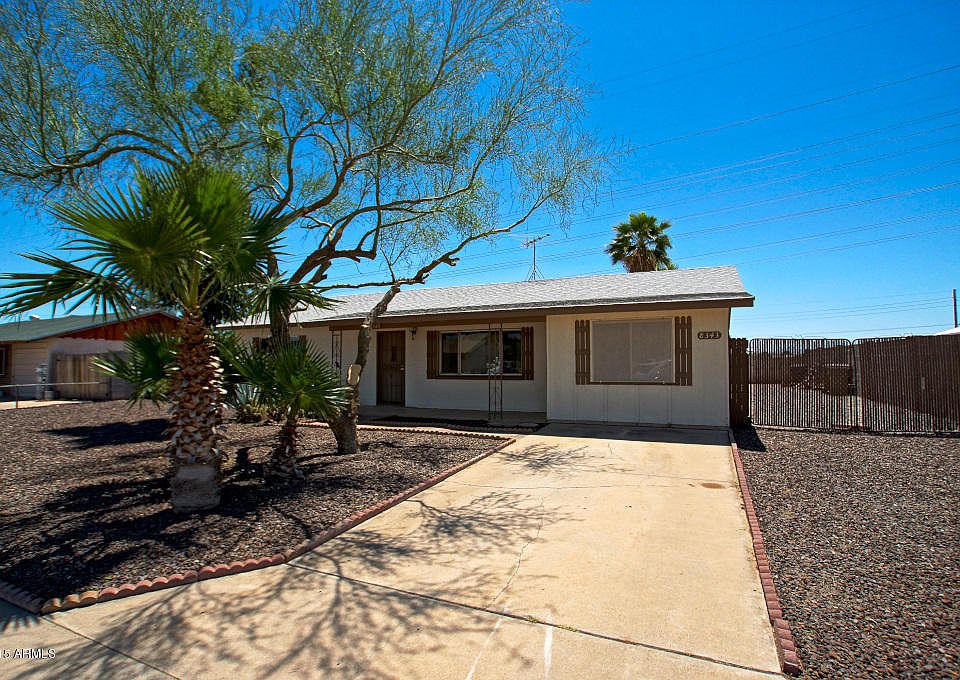 1st image of 8343 W Las Palmaritas Dr