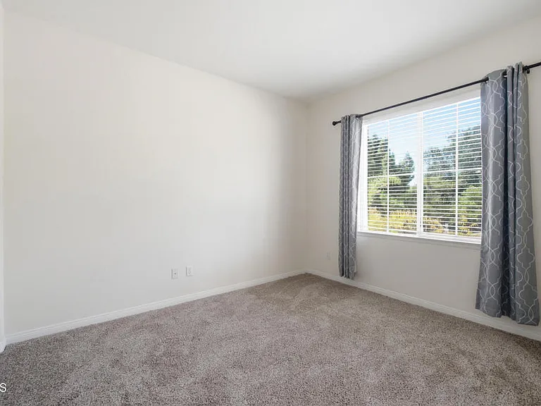 1696 Salt River Ave — Photo 28