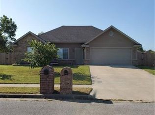 761 Crawford Ln, Prairie Grove, AR 72753