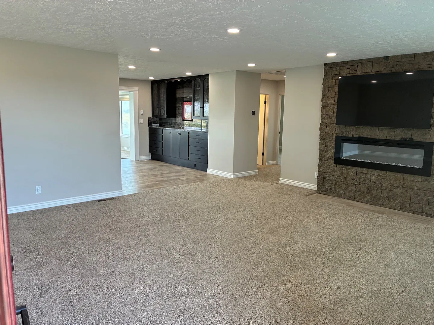 454 E Highway 81 — Photo 4