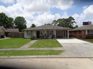106 Willow Dr, Gretna, LA 70053
