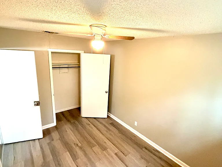 324 Altitude Dr #16 — Photo 4