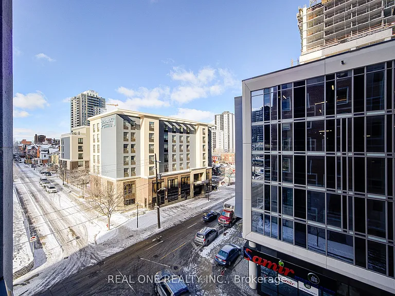 150 Main St W #409 — Photo 29