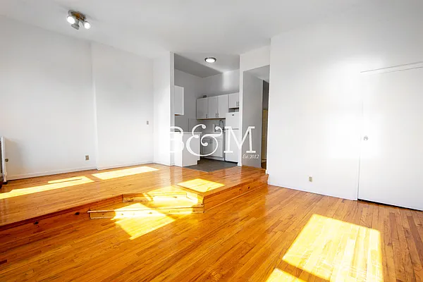 Rented by Brick&Mortar | media 8