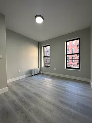 Rented by Peter R. Hungerford, LREB | media 36