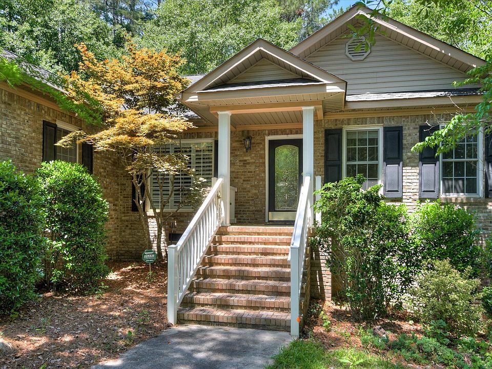 1st image of 15 Lilypond Ct