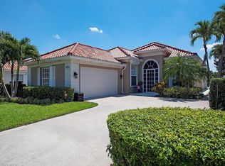 3826 Huelva Ct, Naples, FL 34109