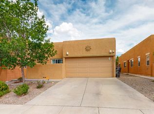 152 Carson Valley Way, Santa Fe, NM 87508