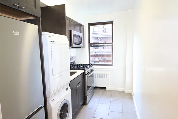 Rented by Oxford Property Group | media 10