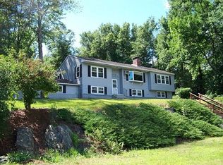 17 Timberlane Dr, Bedford, NH 03110