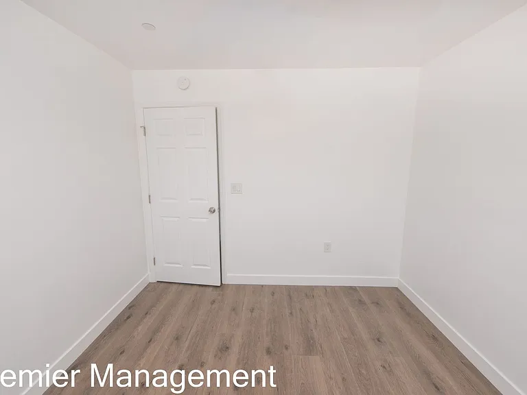 605-609 Prescott Ave — Photo 20